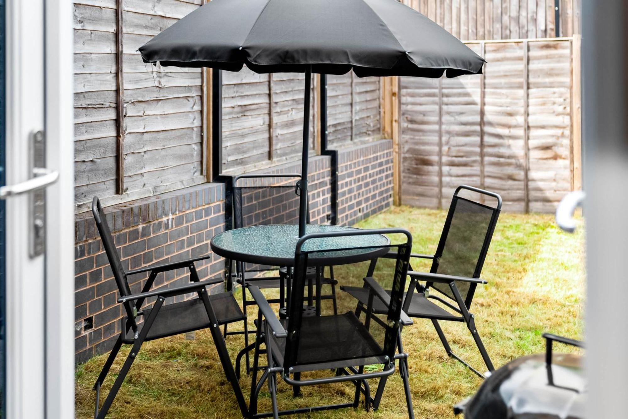 Luxury City Centre 5 Bed House With En-Suite, Bbq, On-Site Parking By Azura Nights Birmingham Dış mekan fotoğraf
