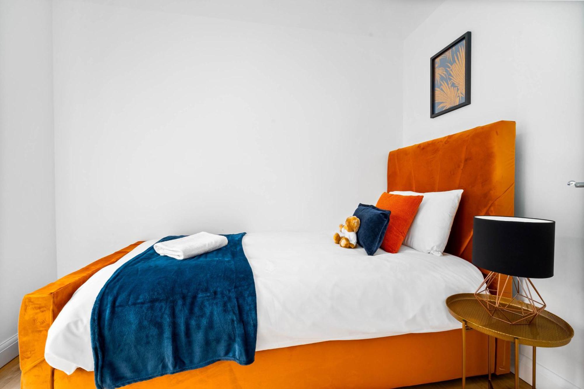 Luxury City Centre 5 Bed House With En-Suite, Bbq, On-Site Parking By Azura Nights Birmingham Dış mekan fotoğraf