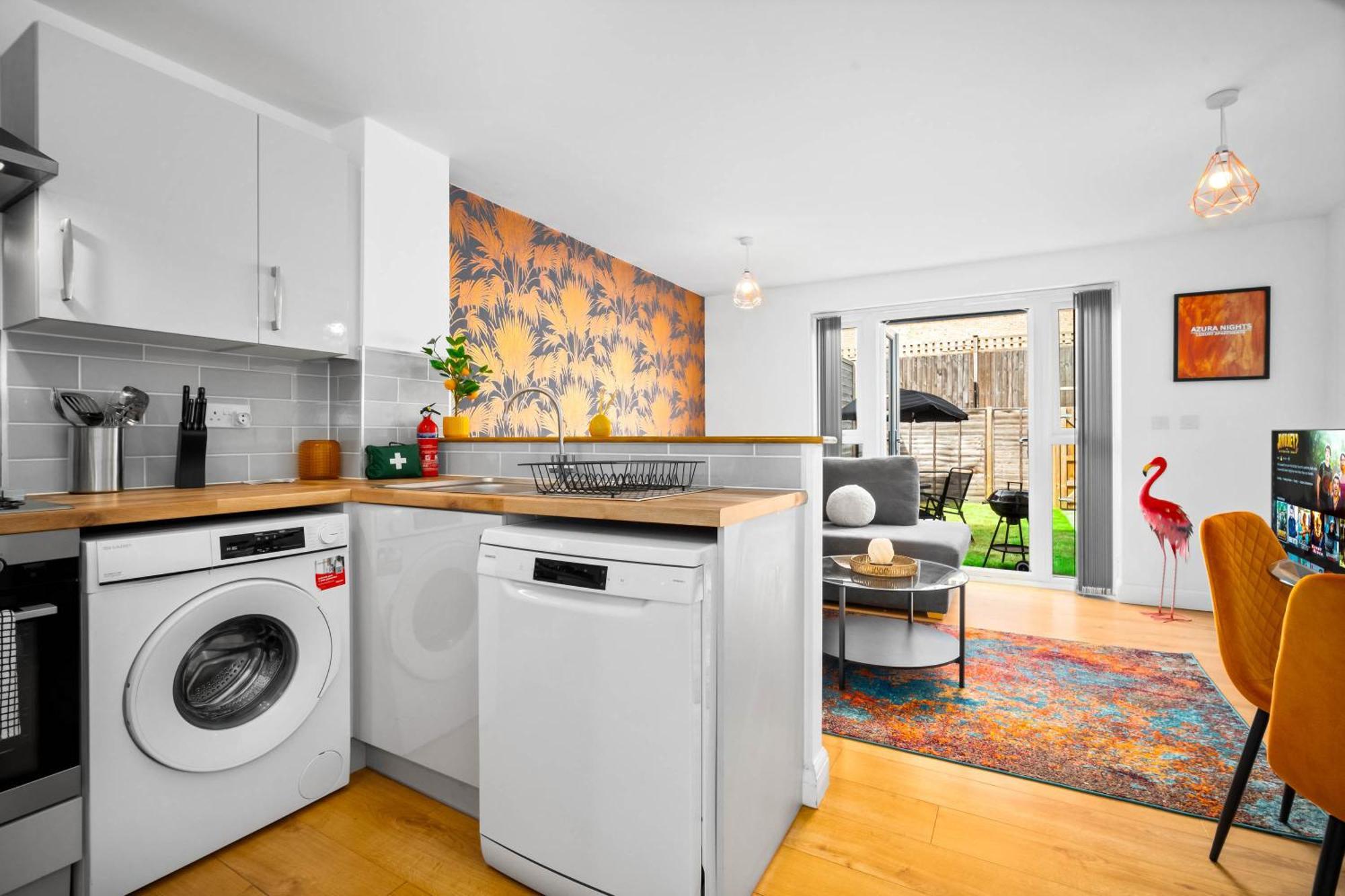 Luxury City Centre 5 Bed House With En-Suite, Bbq, On-Site Parking By Azura Nights Birmingham Dış mekan fotoğraf