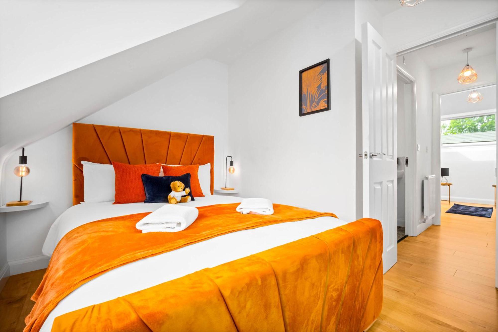 Luxury City Centre 5 Bed House With En-Suite, Bbq, On-Site Parking By Azura Nights Birmingham Dış mekan fotoğraf